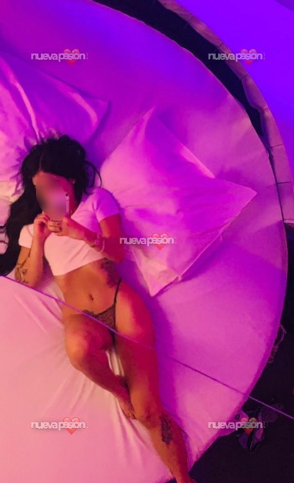 COQUETAS EN FUENGIROLA AMIGAS DISPUESTAS VENEZOLANAS UNICAS ARDIENTES DESEOSAS DE SEXO profile photo