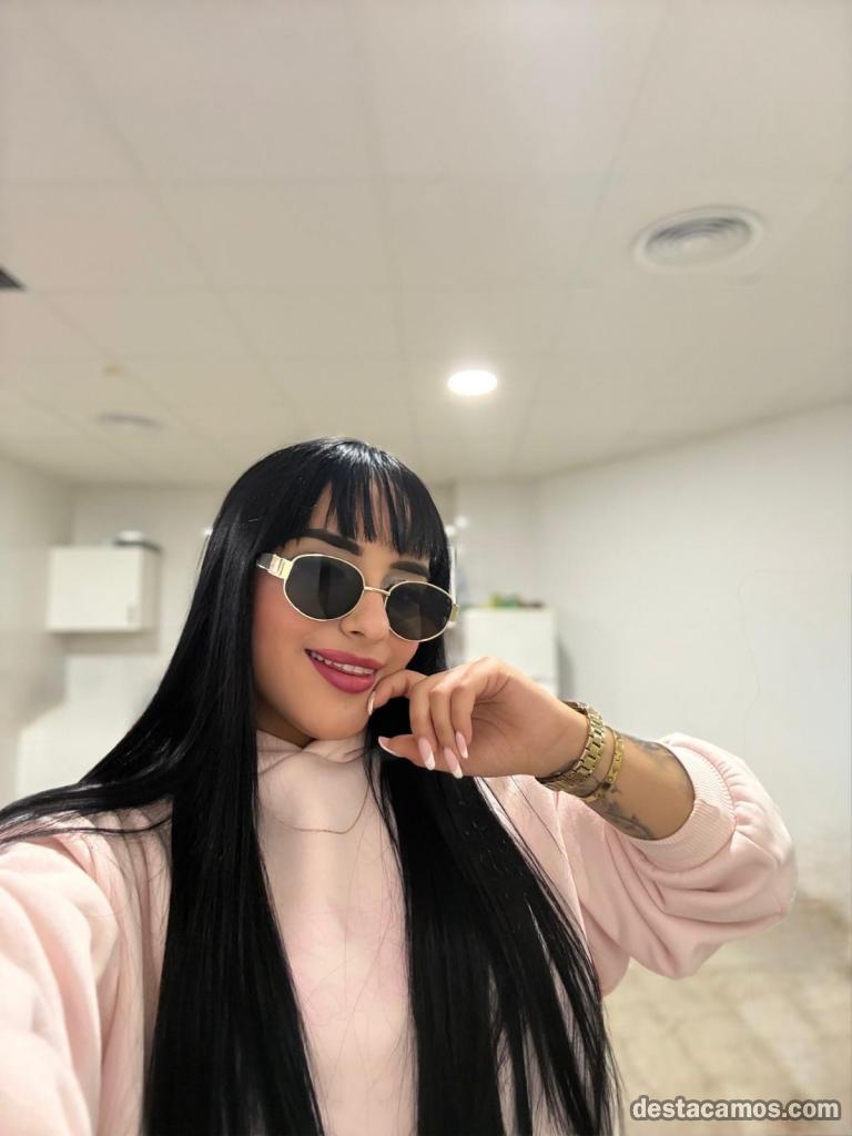 SOY DULCE Y SERE TU MEJOR DISTRACCION POR UN RATITO profile photo