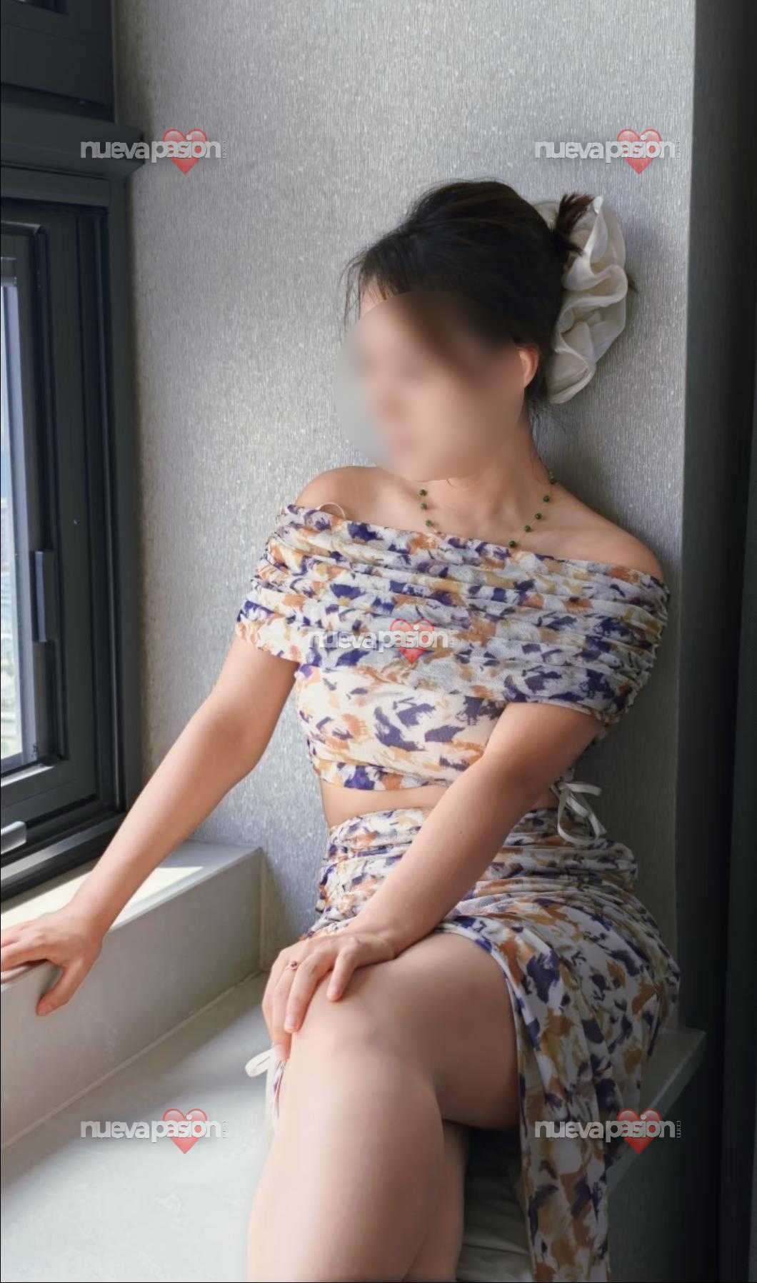 Die perfekte asiatische Dame wartet auf dich. ponferrada profile photo