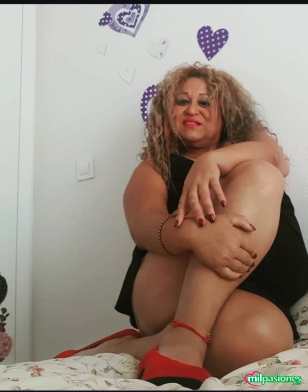Transgénero totalmente operada te espera sola en casa profile photo