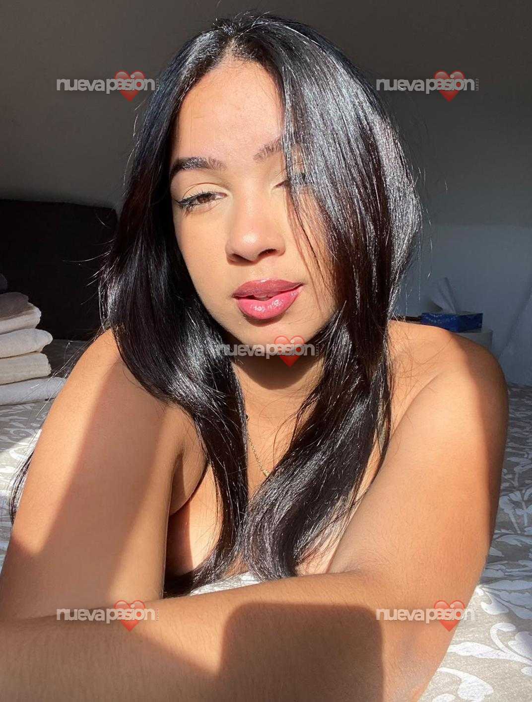 Piensa en mí como tu novia secreta...todo el placer e intimidad profile photo