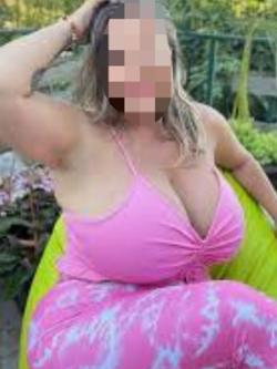 UNA RUBIA EXUBERANTE... profile photo