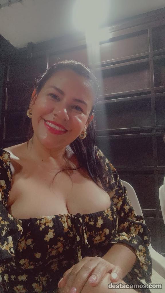 Unas Whatsap 1 videollamadas profile photo