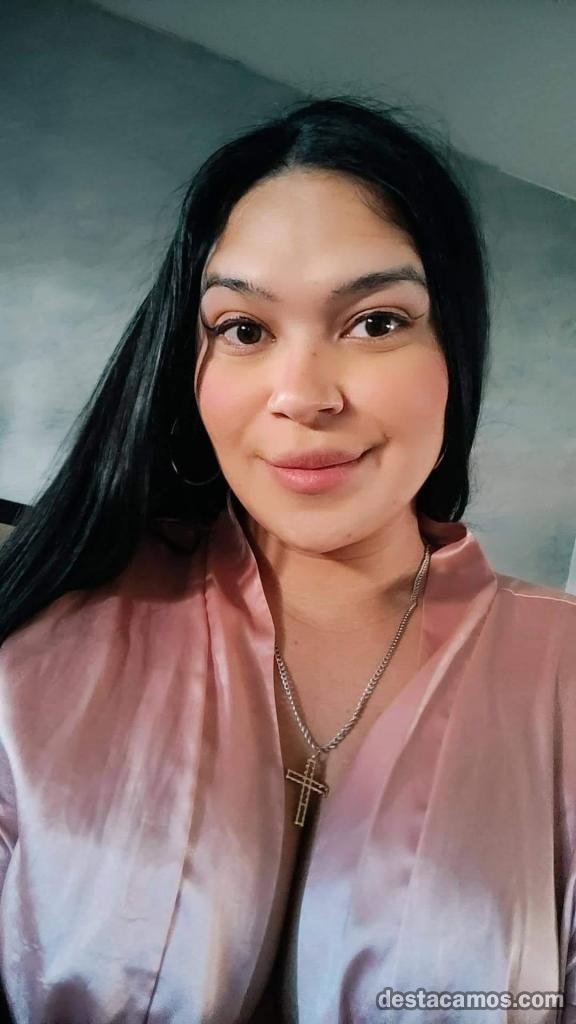 Bella latina profile photo