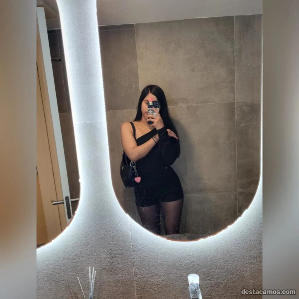 ABRIL VENEZOLANA 24 AÑOS EN SALOU profile photo