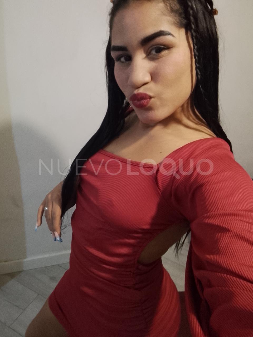 Claudia Morena with long hair in Alcalá de Henares profile photo