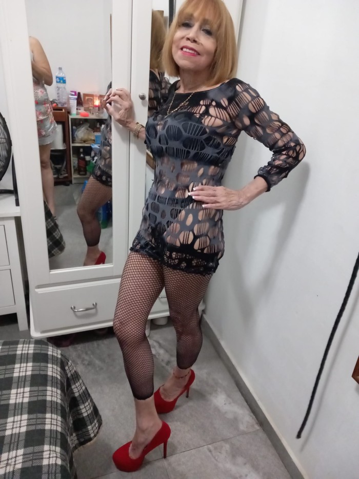 SEÑORA MADURA RUBIA BRASILEÑA REGRESO FABRA I PUIG profile photo