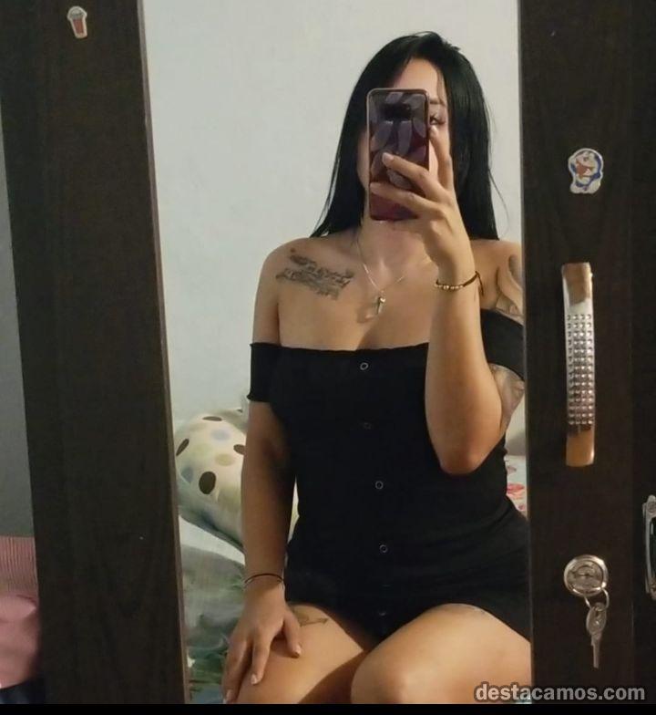 EMILY LATINA profile photo