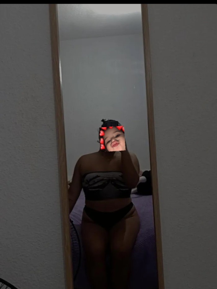 Chica joven colombiana 25años profile photo