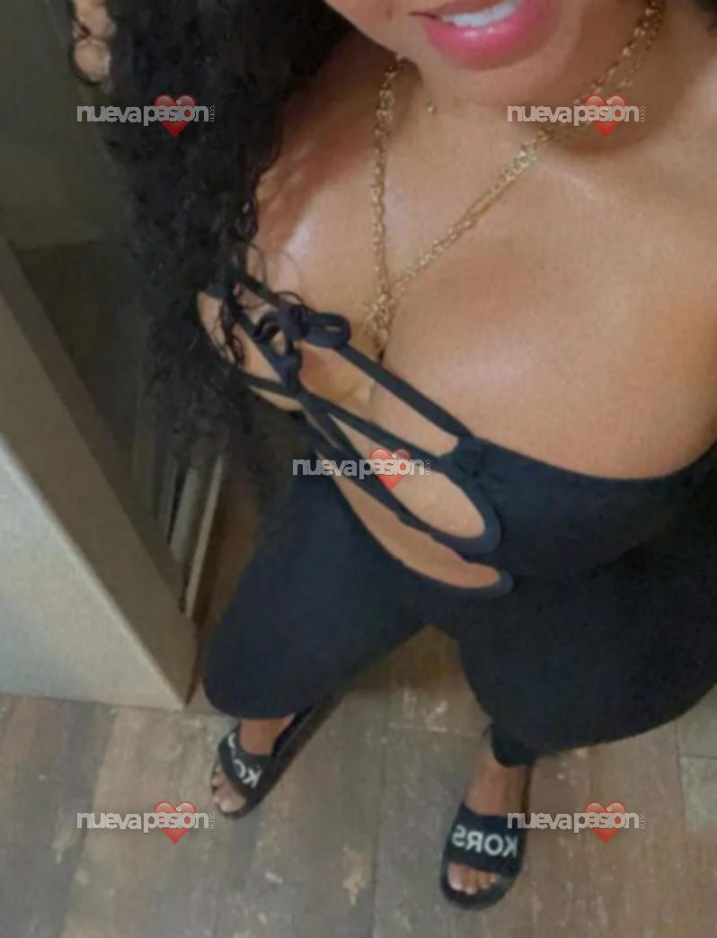 À CÓRDOUE MIA SEINS GIGANTES ET FÊTEUSE AVIDE DE BONNES SODOMIES 24 HEURES DE PLAISIR INTENSE profile photo