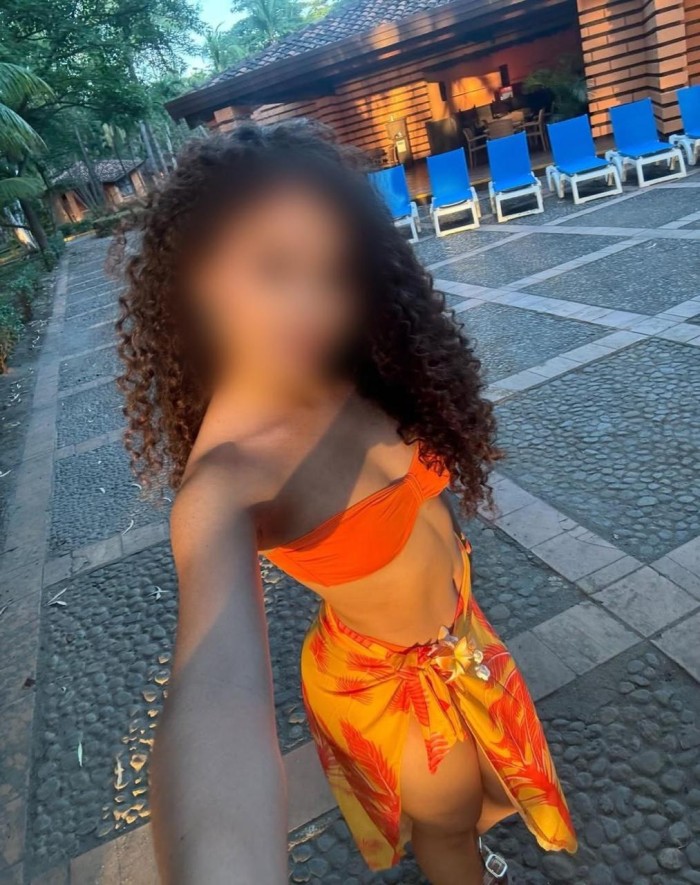 SOY UNA ACTRIZ MAMANDO POLLA profile photo