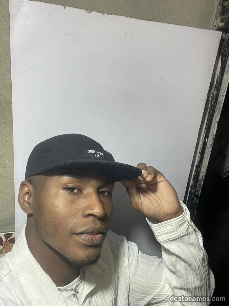 Scort gay profile photo