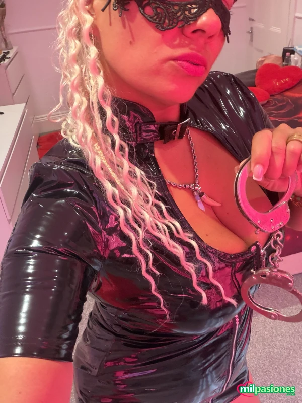 Soy la dominatrix que necesitas conocer Y probar nuevas acti profile photo