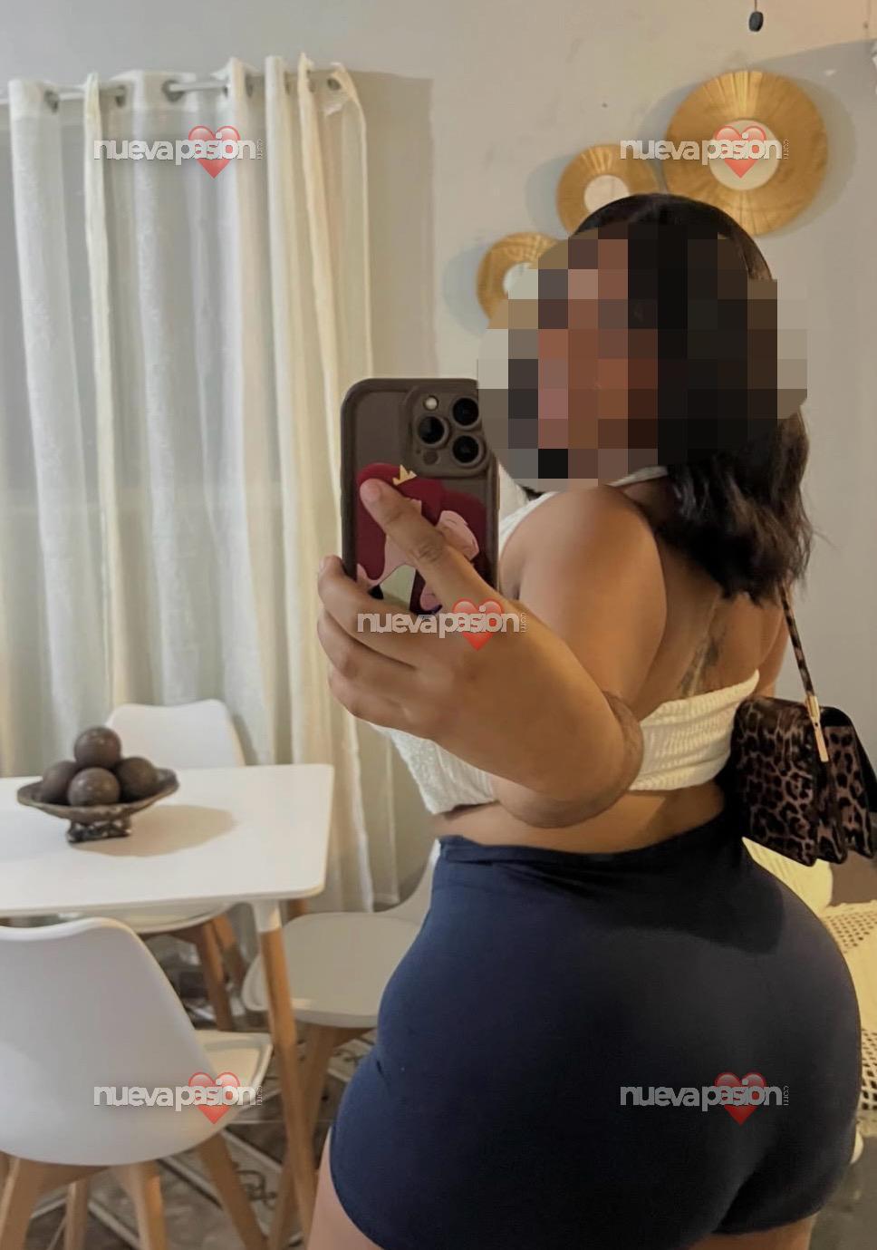 Morena with big tits profile photo