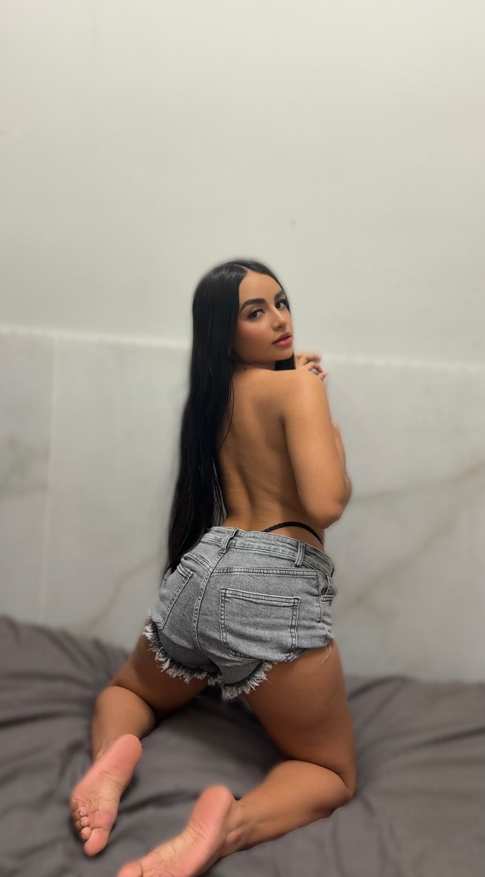 NEW IN BURRIANA profile photo