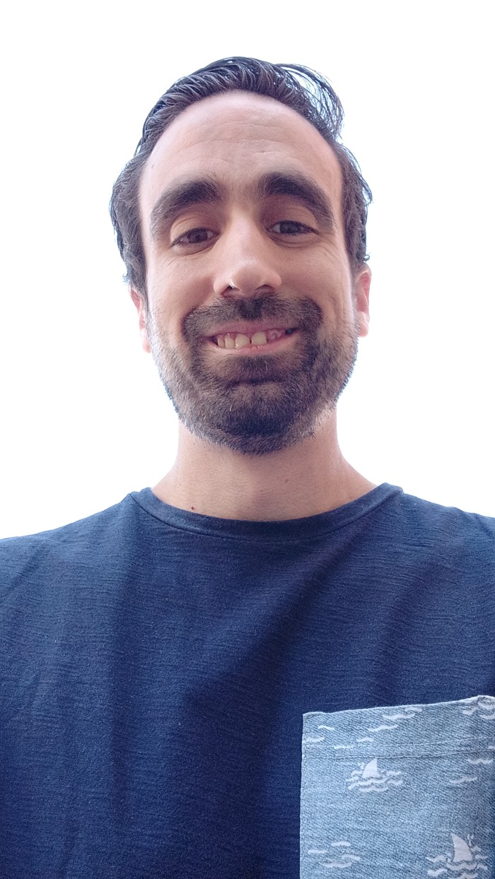 CHICO ESCORTS SE OFRECE A TRAVESTIS OPERADA PARA profile photo