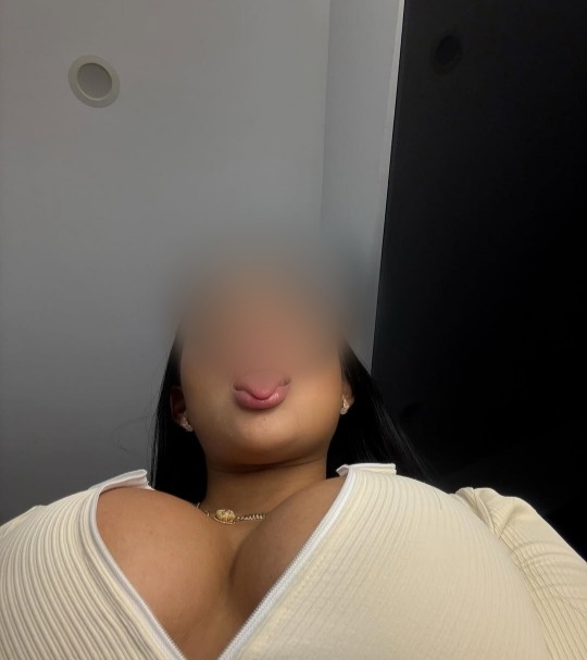 KOMM UND GENIEßE EINE GUTEN NATÜRLICHEN BRUSTEN profile photo