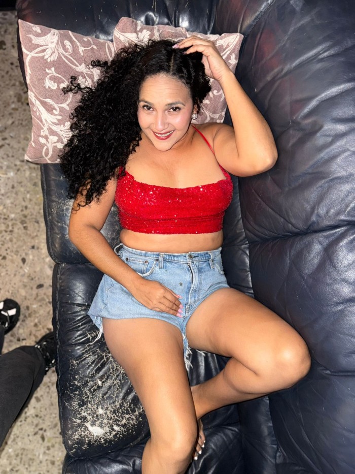 CACHONDA PARA TI profile photo