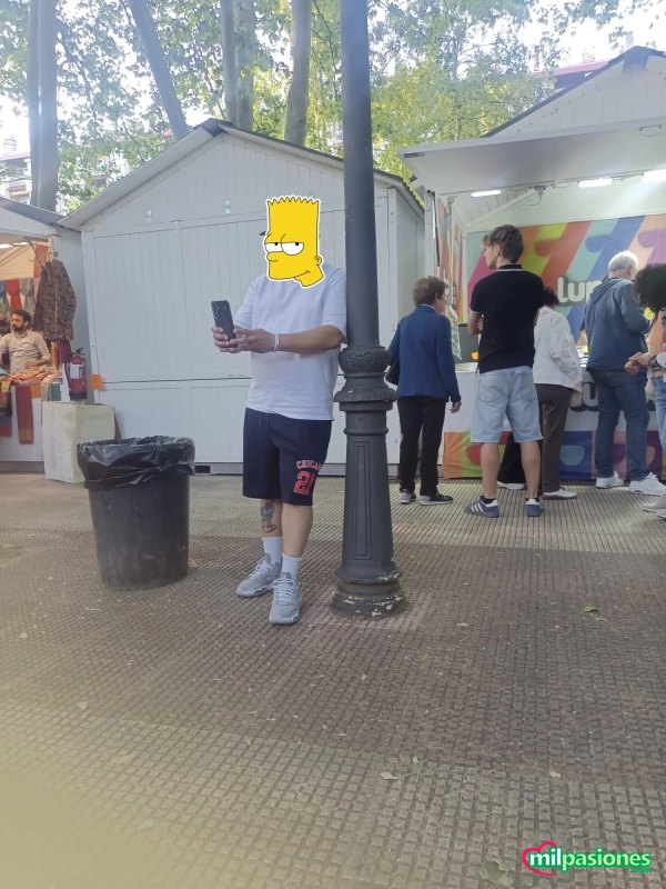 Pareja busca chica oara cumplir sus fantasías profile photo