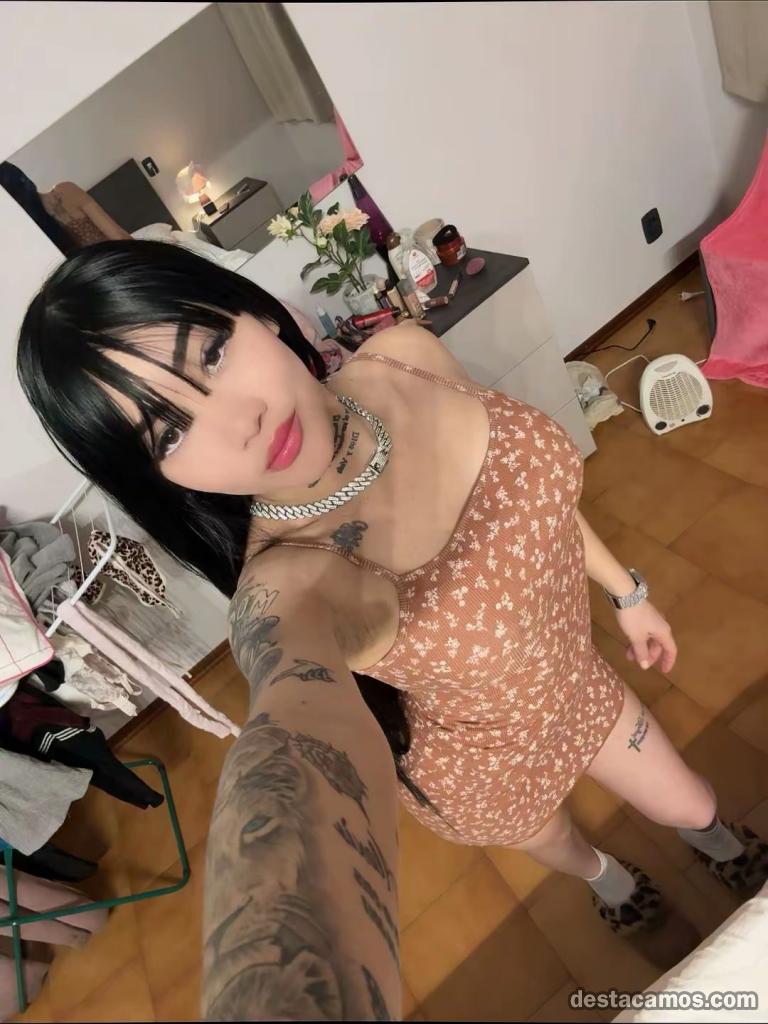 Je suis une jeune fille amusante. Et j'ai envie de baiser profile photo
