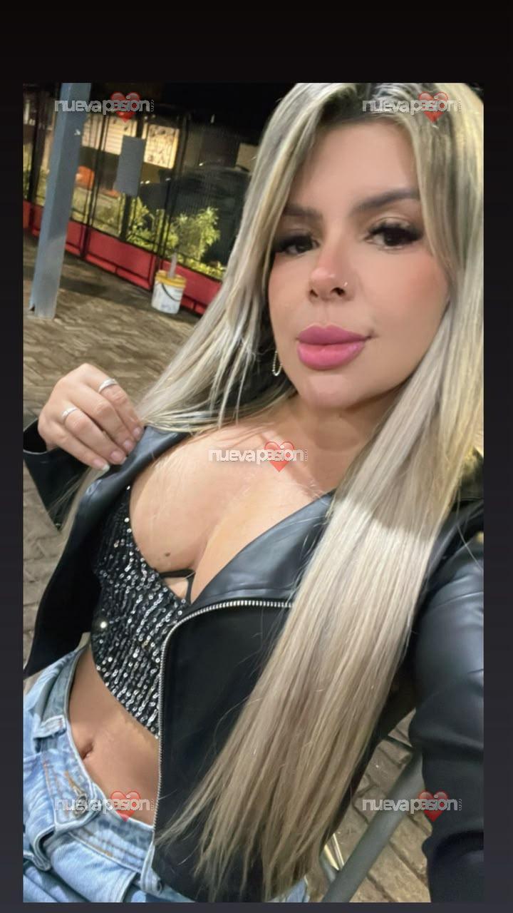 angela rubia brasilianerin: niemals in deinem leben hast du eine so reiche frau probiert profile photo