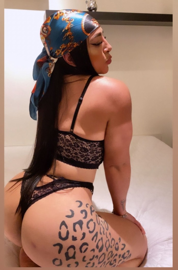 LESBIAN SHOWS PARTY SEXUAL FIESTA PASSION AND LUST COME TRY US profile photo