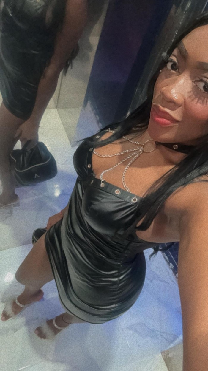MULATA JOVEN BUSCA QUIEN LA FOLLE 24 HORAS profile photo