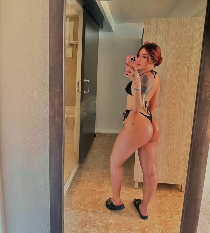 LORENA ROUSS profile photo