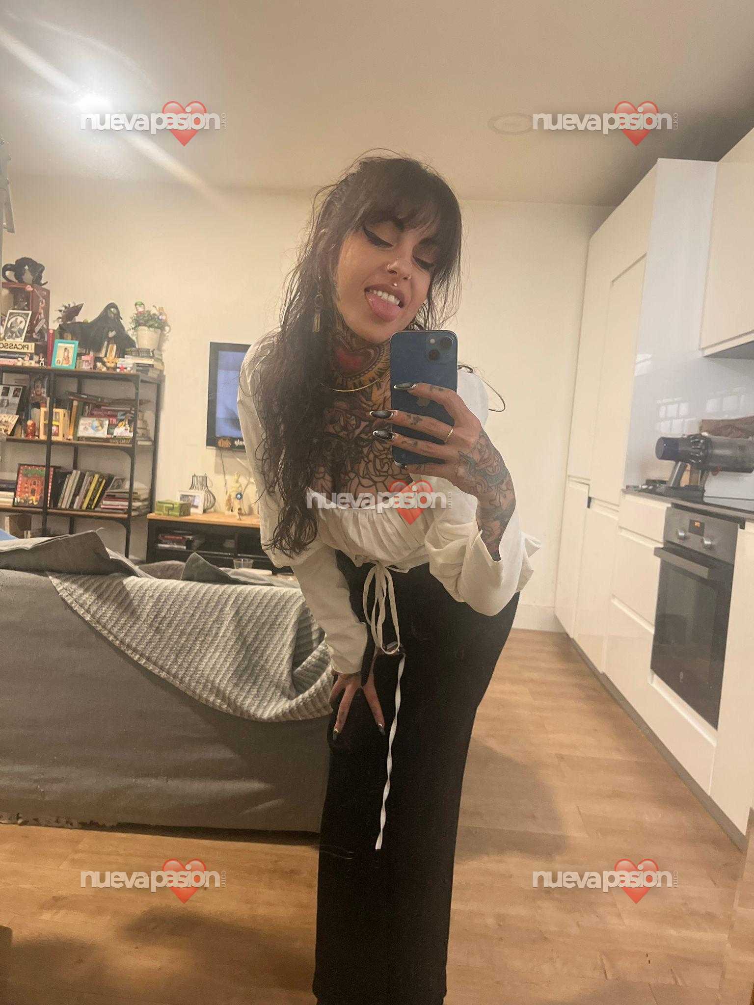 Tattoo Girl profile photo