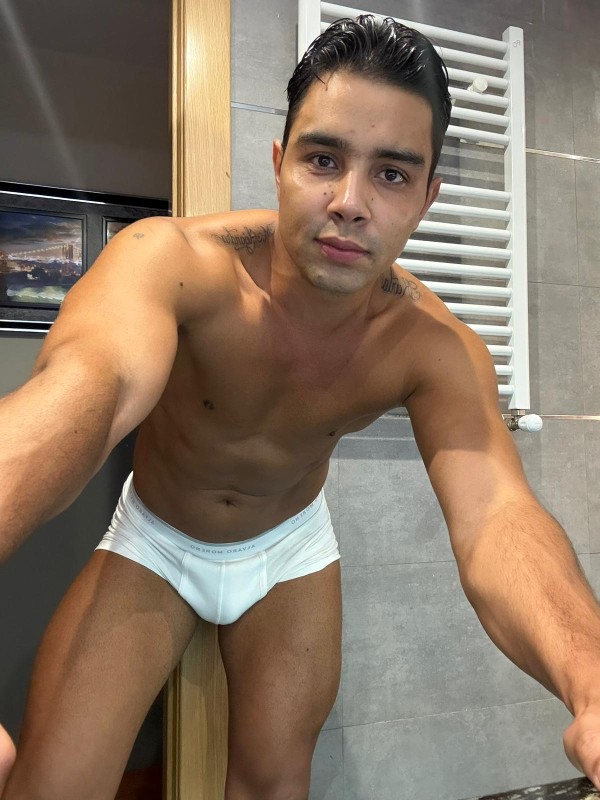 * ALEJANDRO 23CM - 100% PAISA COLOMBIANO CON APART profile photo