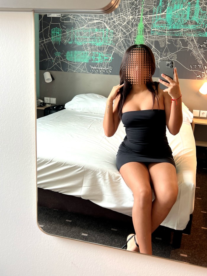 LINDA Y CACHONDA JOVEN EN SANTIAGO DE COMPOSTELA profile photo