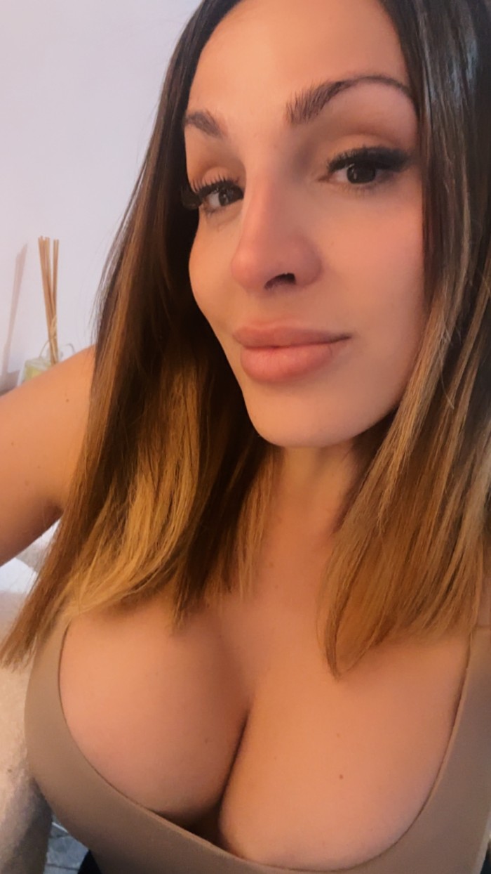 TRANS ESPAñOLA CON VAGINA SUPER FEMENINA 100% profile photo