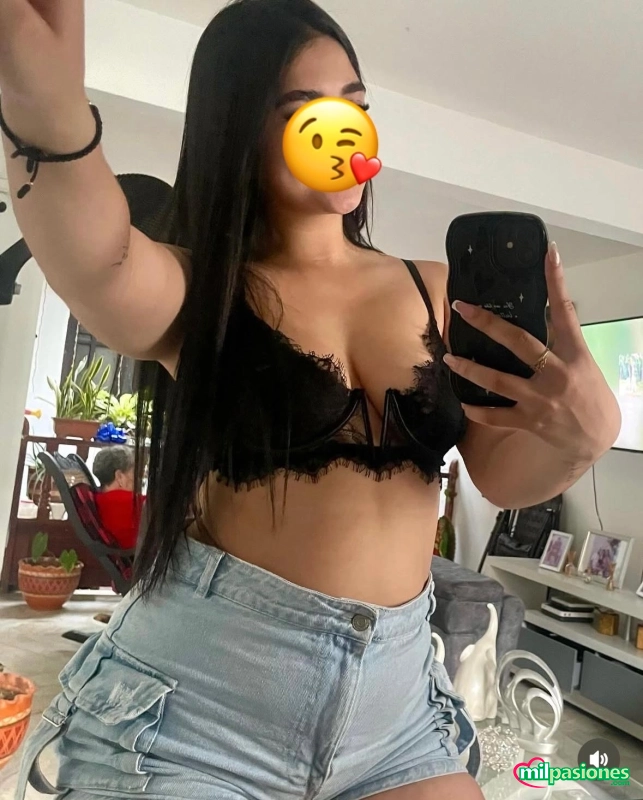 NOVEDAD EN PUERTO DE LA CRUZ ????LATINA JOVEN profile photo