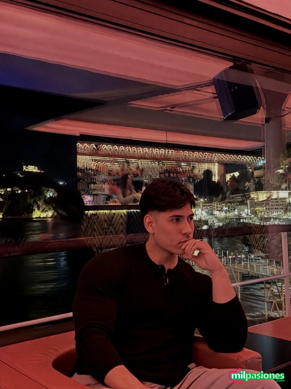 DEREK RAYVEN MEXICANO ACTIVO 100 % DOMINANTE profile photo