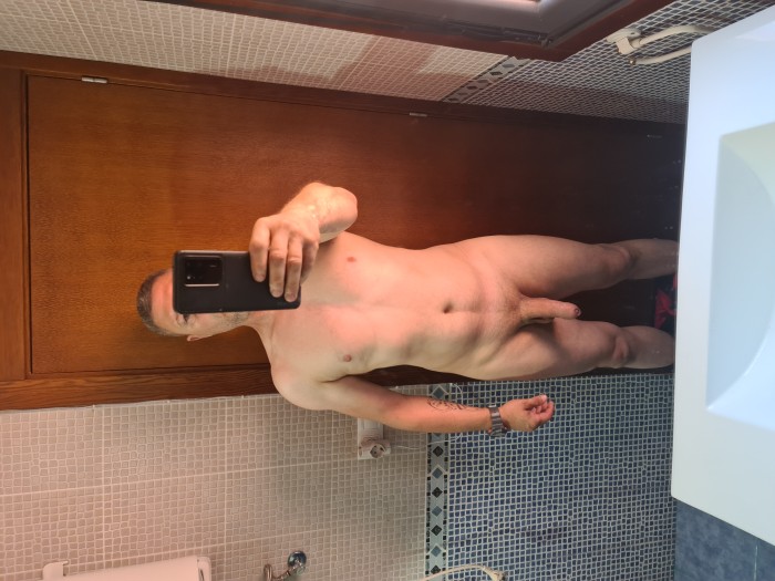 BUSCHI CHICA FÜR ANALSEX profile photo