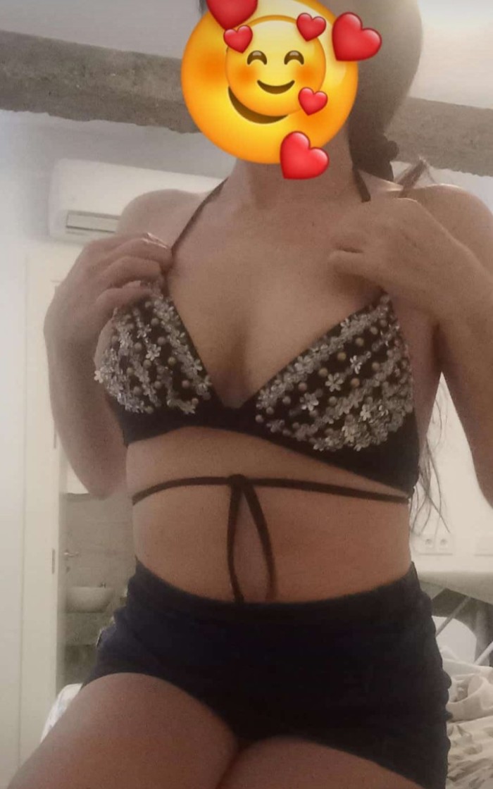 .española atractiva morena para caballeros sales de de trabajar buscando desconectar un rrato? profile photo