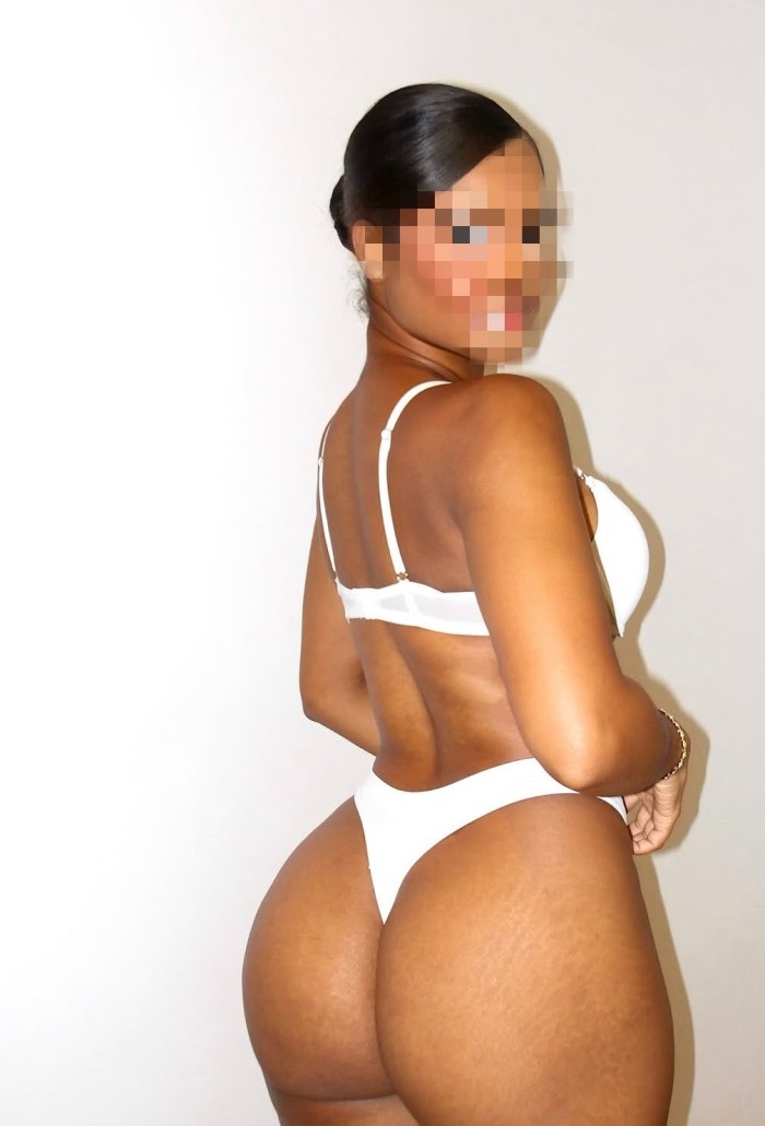EN MALAGA MUJER DESEOSA DE SEXO SIN LIMITES profile photo