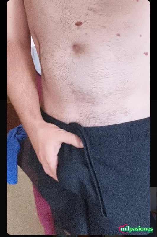 Joven busca chica pareja ts para pasarlo bien profile photo