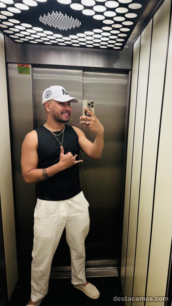 Venezolano latino acompañante profile photo
