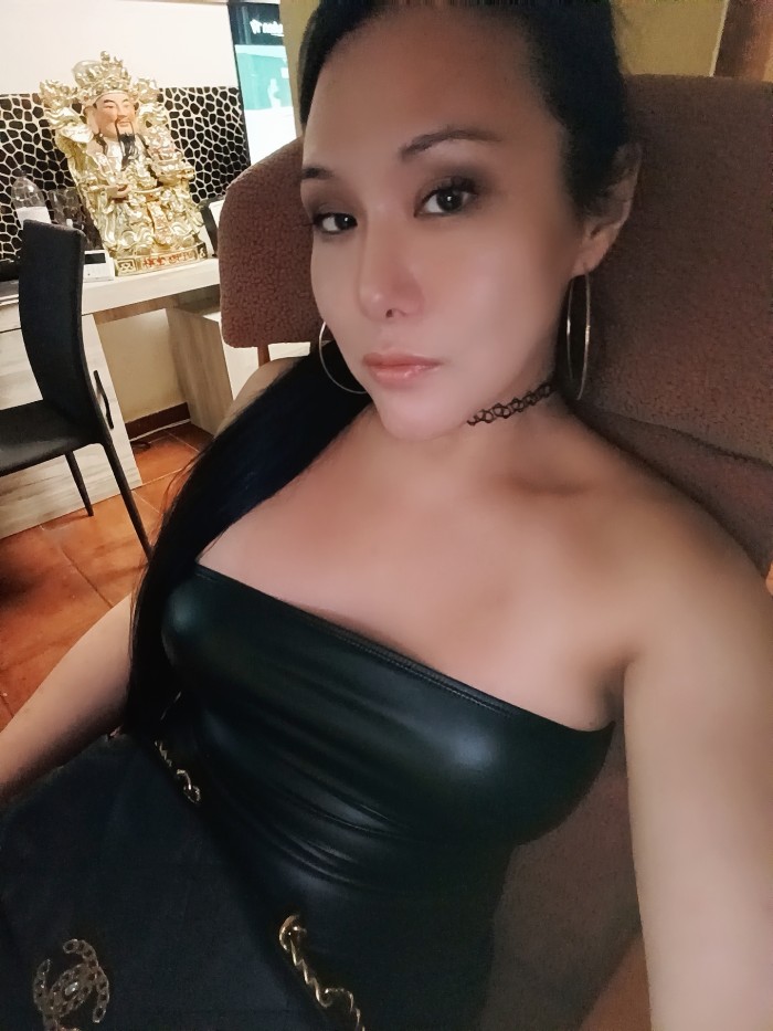 LA EMPERATRIZ DEL SEXO LISTA PARA HACERTE COMPAñíA profile photo