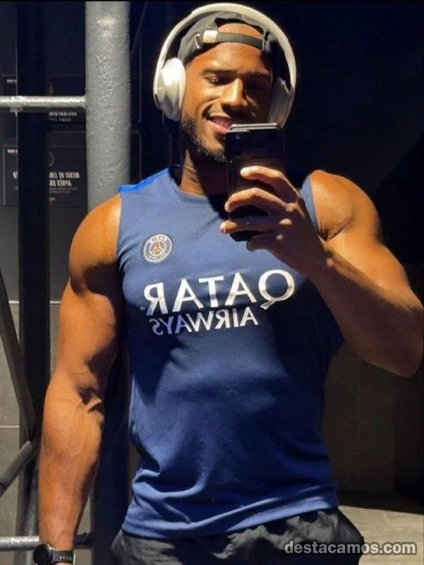Elias profile photo