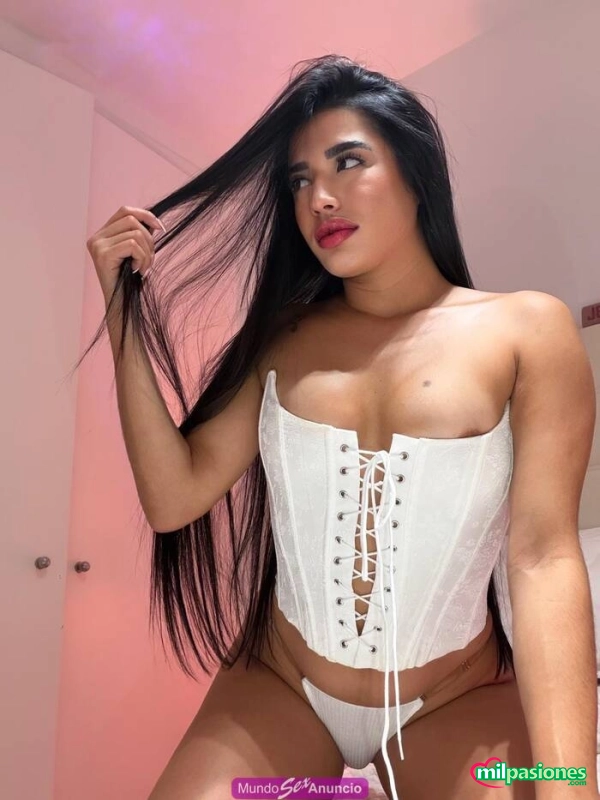 Tierna bella latina implicada delgada muy fiestera profile photo