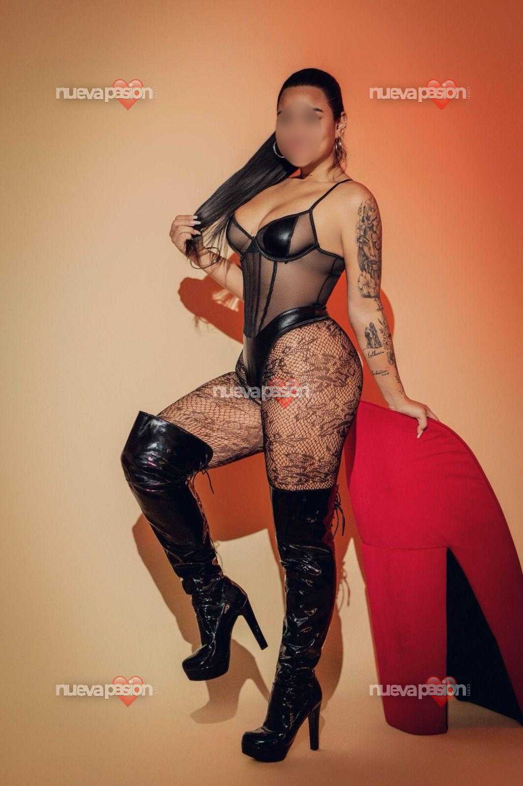 FIESTERA FRANCES NATURAL BESOS CON LENGUA profile photo