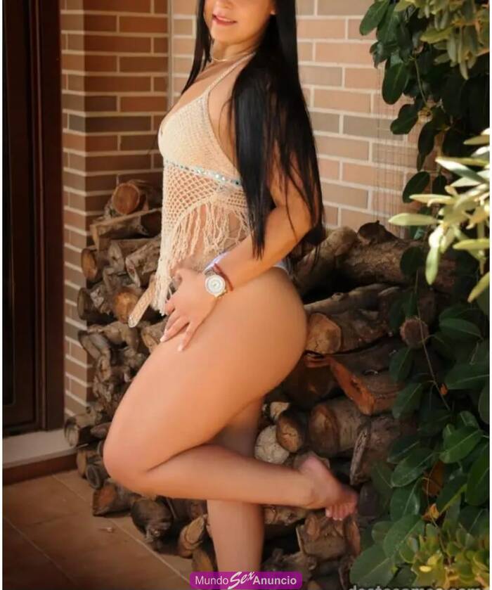 Novedad Luna chica colombiana 23 años particular profile photo