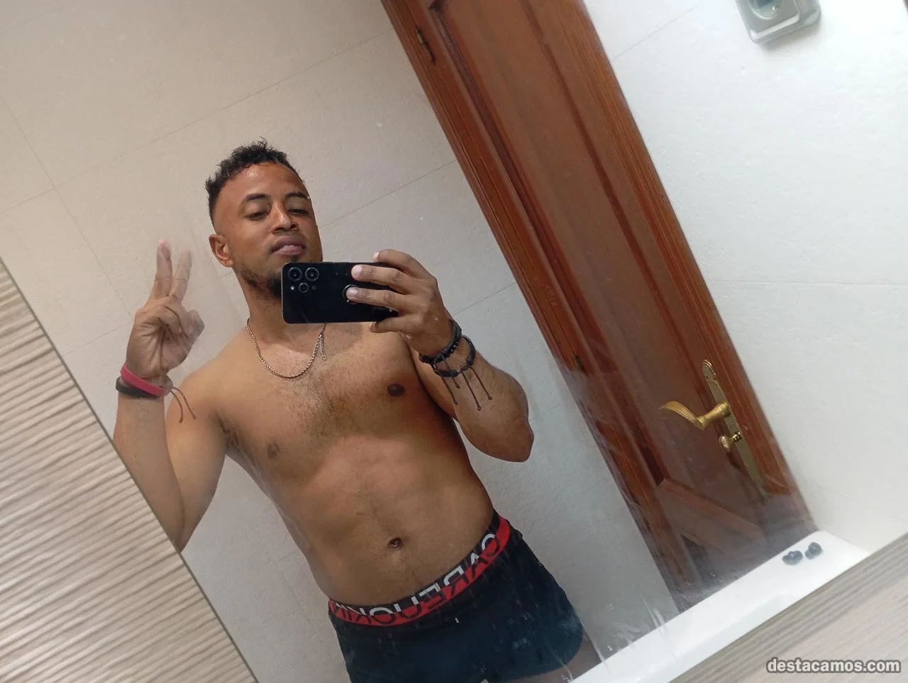Chico de compañía profile photo