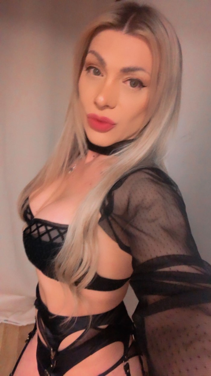 LUANNA TRANS profile photo