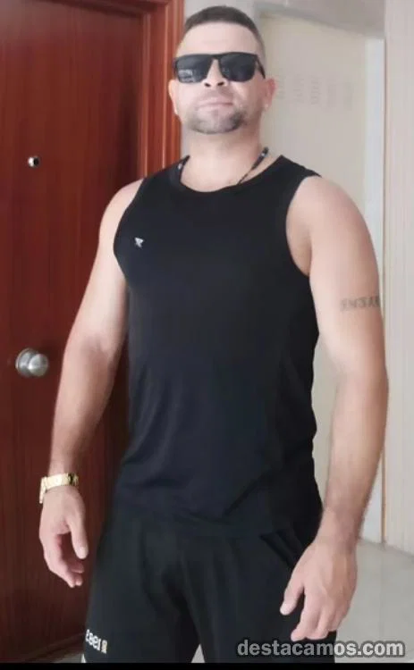 Compañía auténtica ofrezco acompañamiento escort con clase profile photo