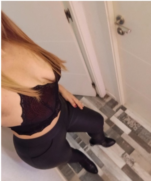 CRISTINA RUBIA ATRACTIVA VEN DISFRUTAR CONMIGO profile photo