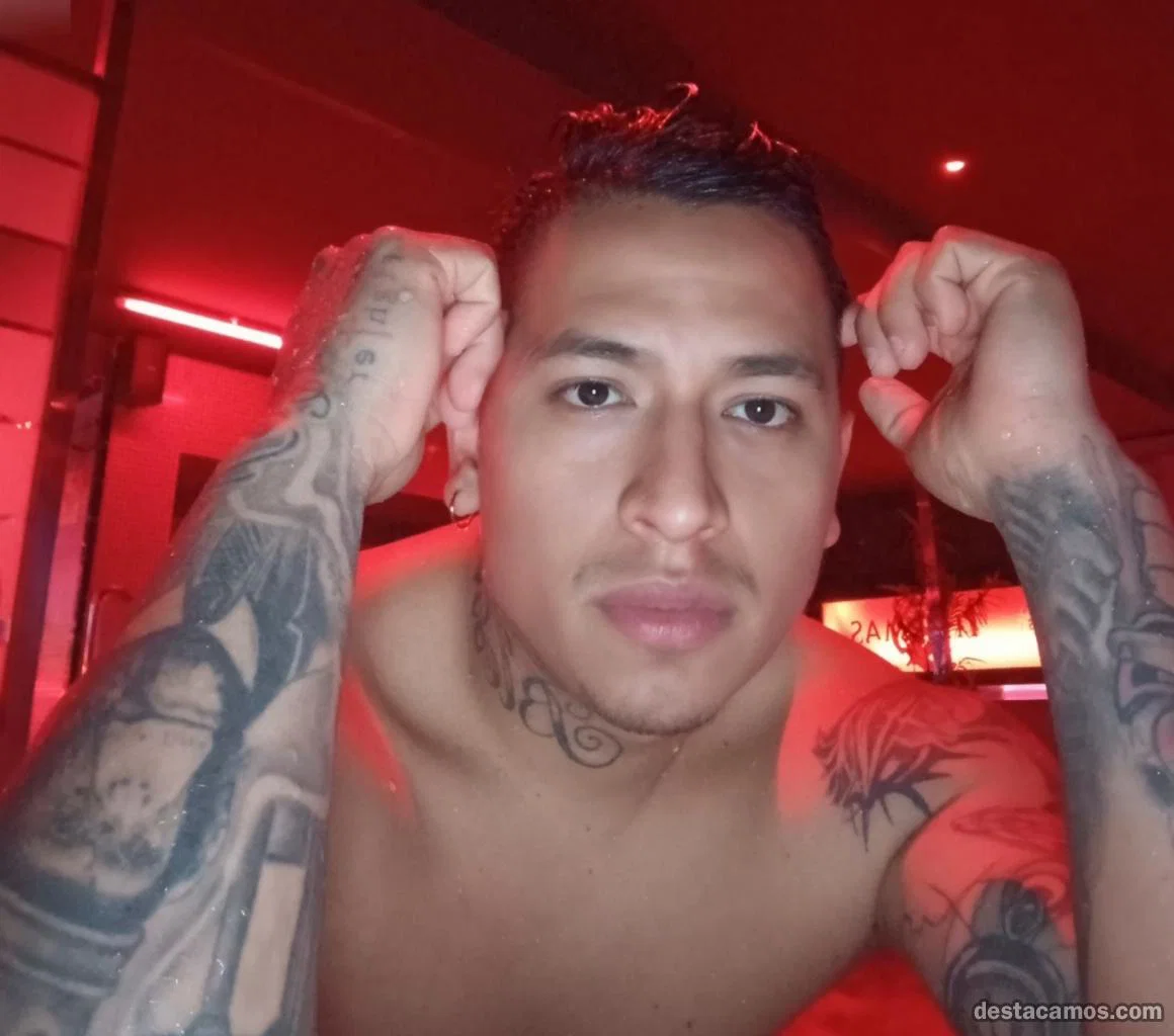 Pleasant and fun Latino profile photo