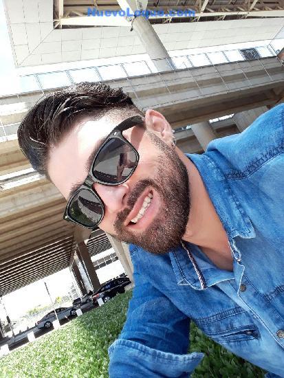 Hombre caliente profile photo